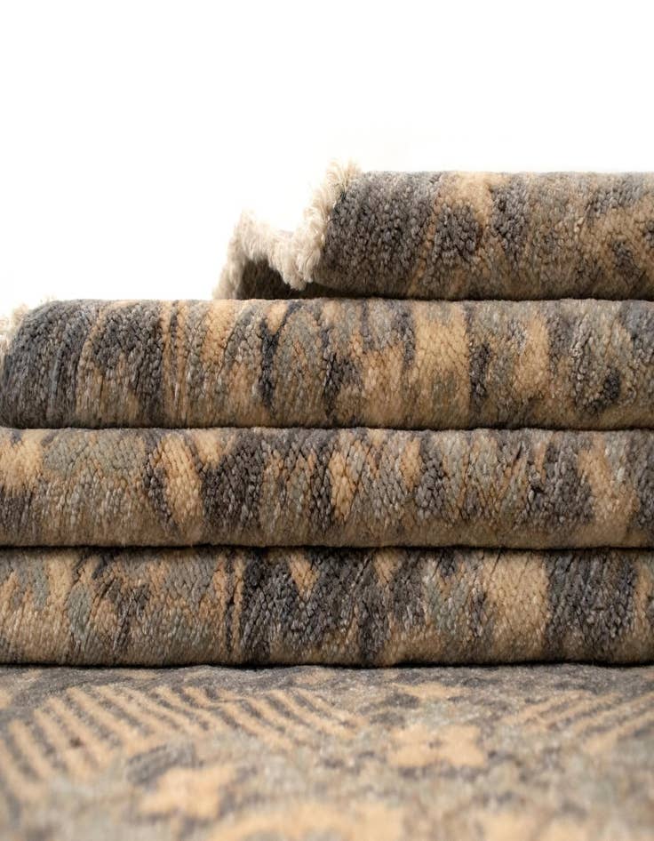 Detail image of  9' 10 x 13' Ziegler Wool Rug