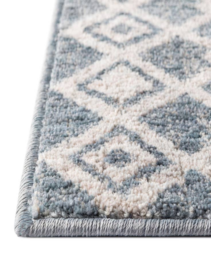 Detail image of  5' 3 x 8' Eco Trellis Rug