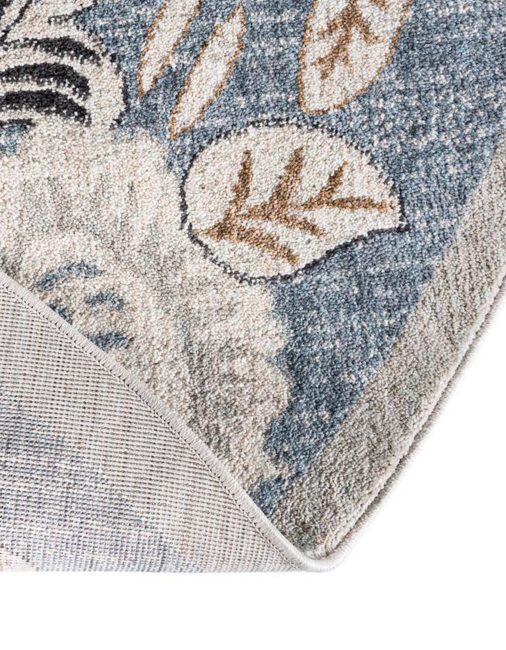 Detail image of  7' x 7' Eco Traditional Round Rug