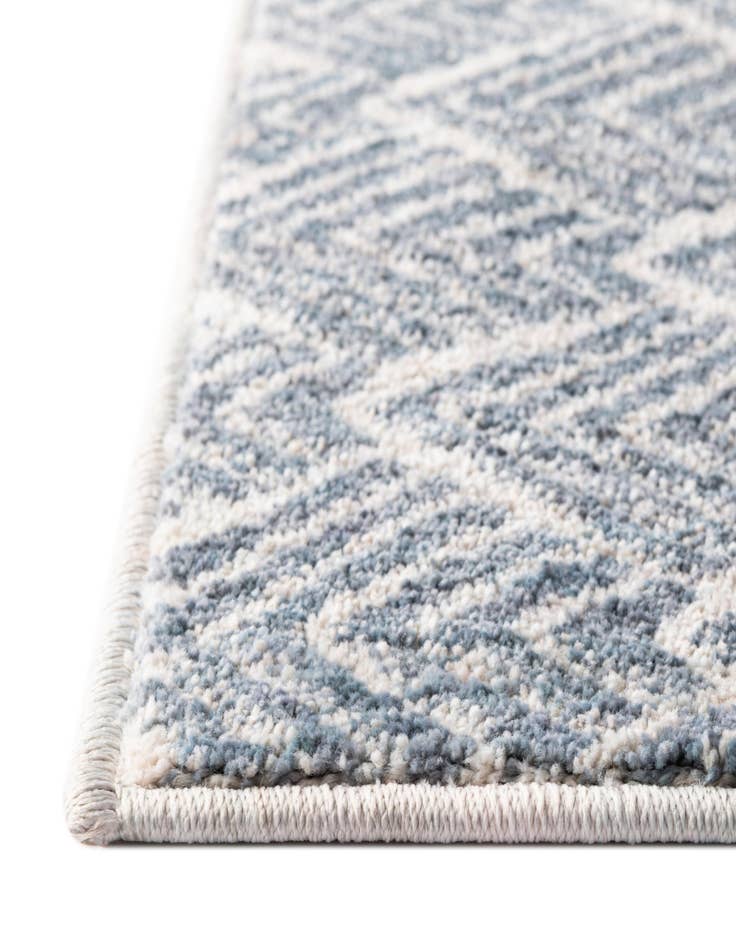 Detail image of  2' x 6' Eco Trellis Runner Rug