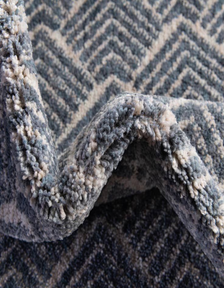 Detail image of  2' x 6' Eco Trellis Runner Rug