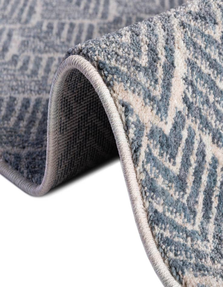 Detail image of  2' x 6' Eco Trellis Runner Rug