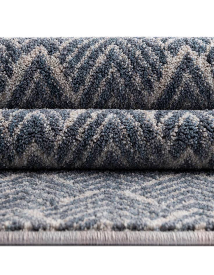 Detail image of  2' x 6' Eco Trellis Runner Rug