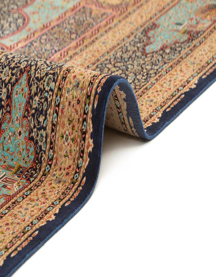 Detail image of  6' 4 x 9' 11 Ghom Design Rug