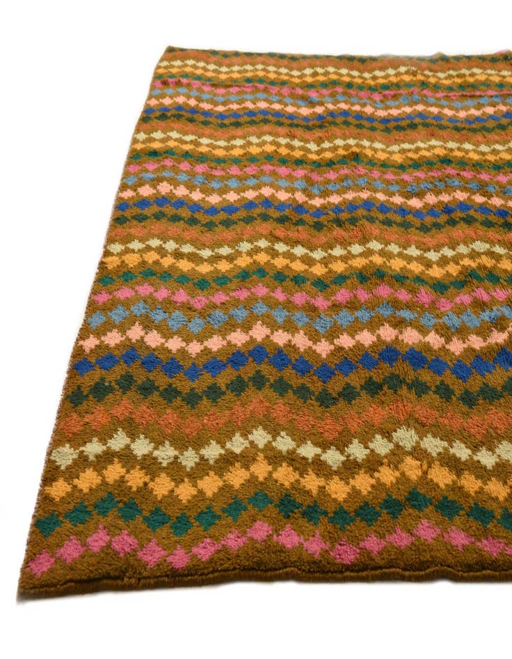 Detail image of  6' 6 x 9' 10  Hand Knotted Balouch Wool Rug