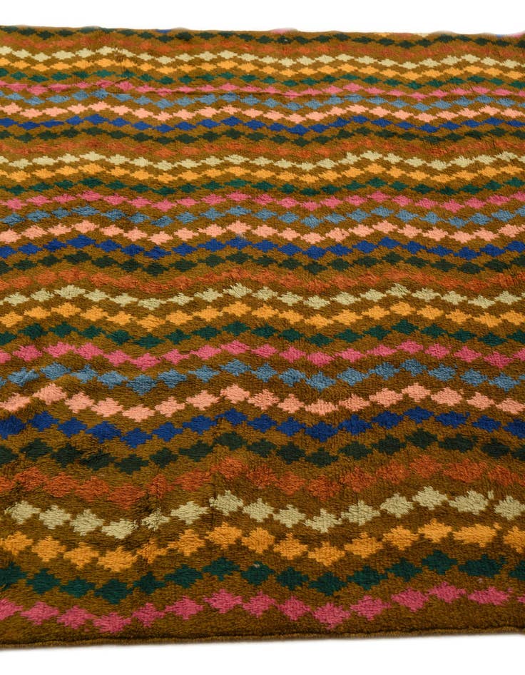 Detail image of  6' 6 x 9' 10  Hand Knotted Balouch Wool Rug