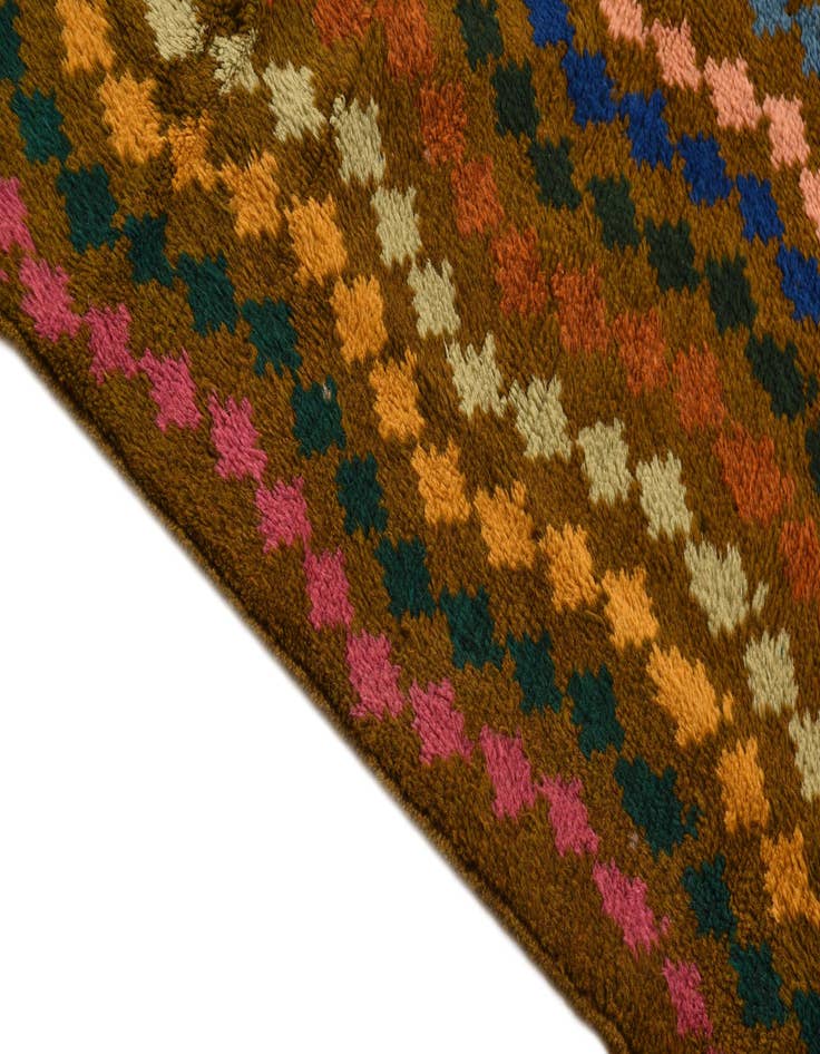 Detail image of  6' 6 x 9' 10  Hand Knotted Balouch Wool Rug