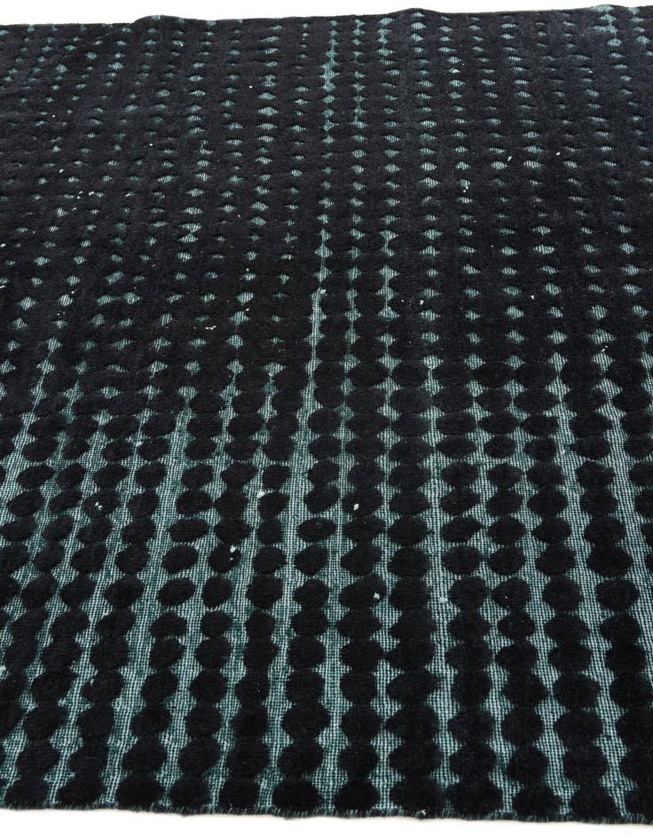 Detail image of  6' 7 x 10' 3  Hand Knotted Darya Wool Rug