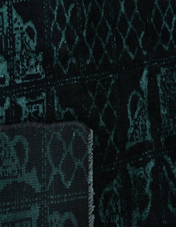 Detail image of  8' x 9' 10  Hand Knotted Darya Wool Rug