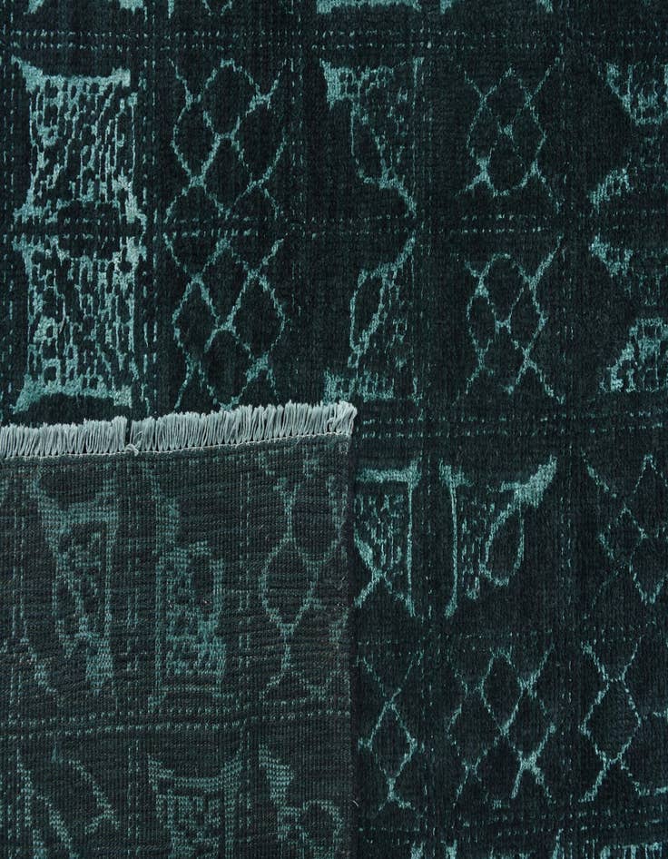 Detail image of  8' 1 x 10' 1  Hand Knotted Darya Rug