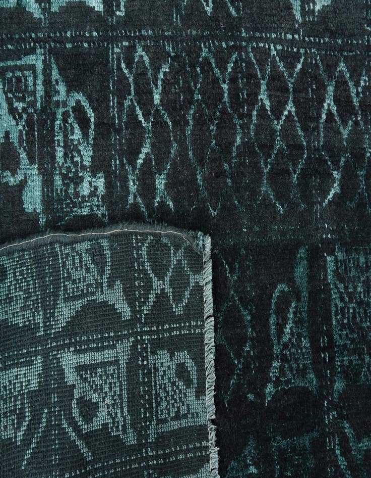 Detail image of  8' x 10'  Hand Knotted Darya Wool Rug