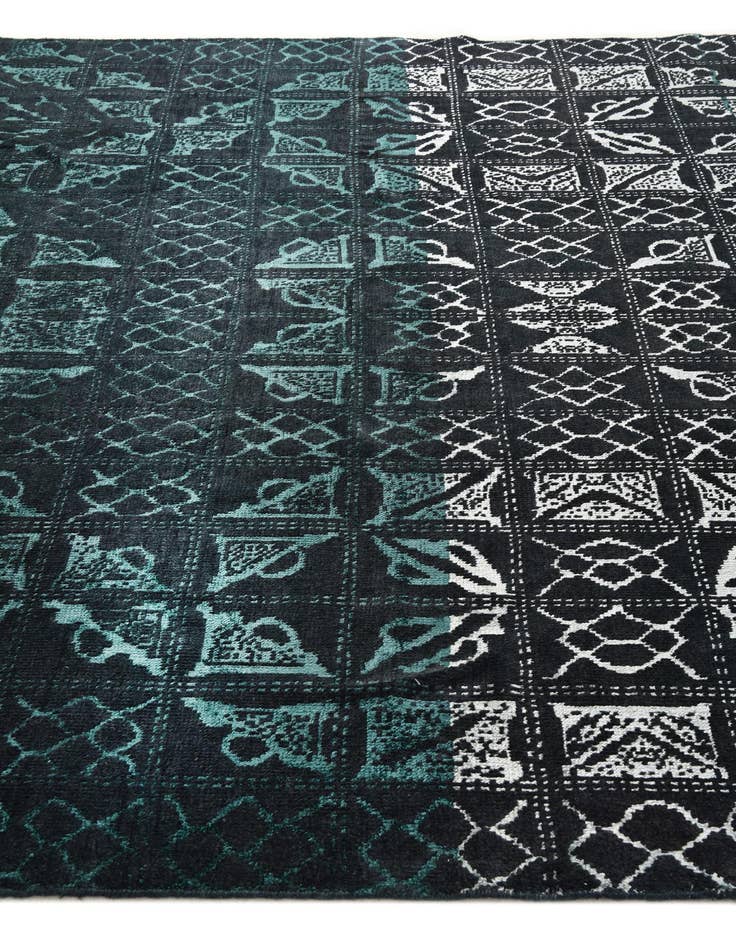 Detail image of  7' 8 x 10' 2  Hand Knotted Darya Rug