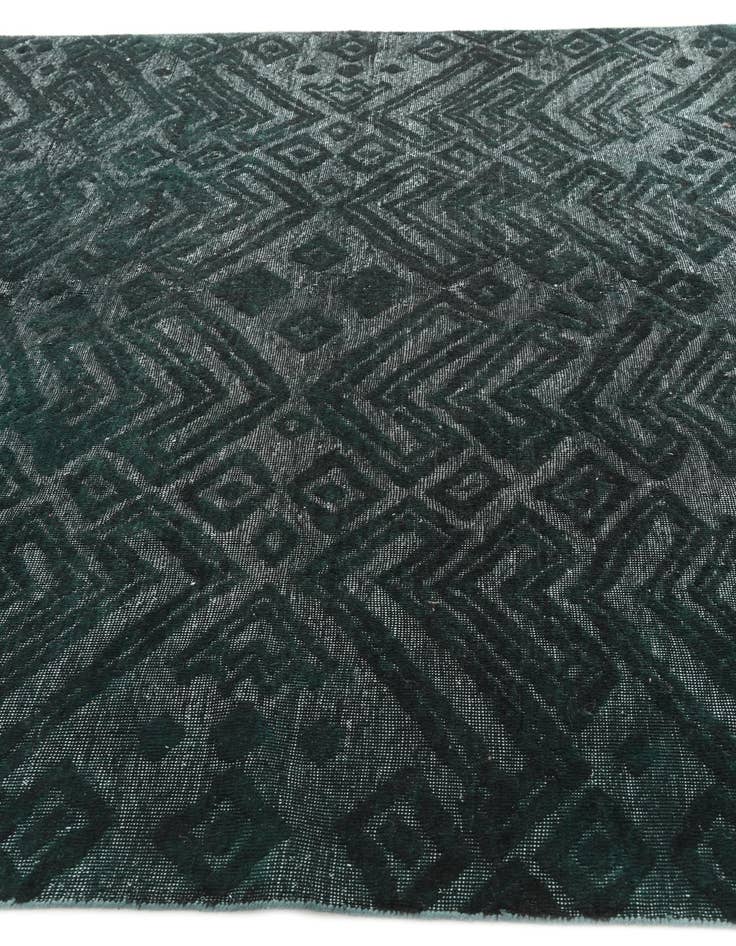 Detail image of  8' x 10' 4  Hand Knotted Darya Wool Rug