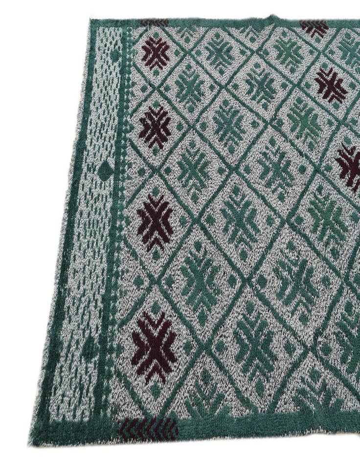 Detail image of  4' 11 x 7'  Hand Knotted Darya Wool Rug