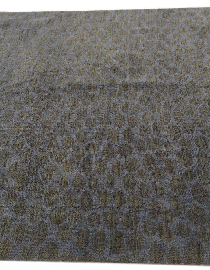 Detail image of  6' 2 x 9'  Hand Knotted Darya Wool Rug