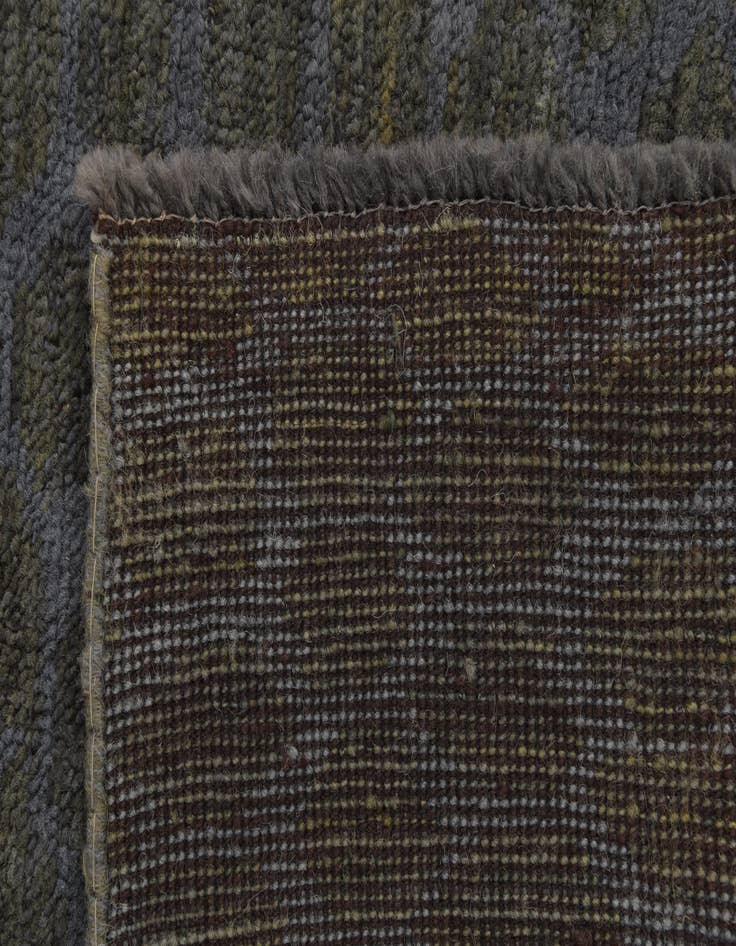 Detail image of  6' 2 x 9'  Hand Knotted Darya Wool Rug