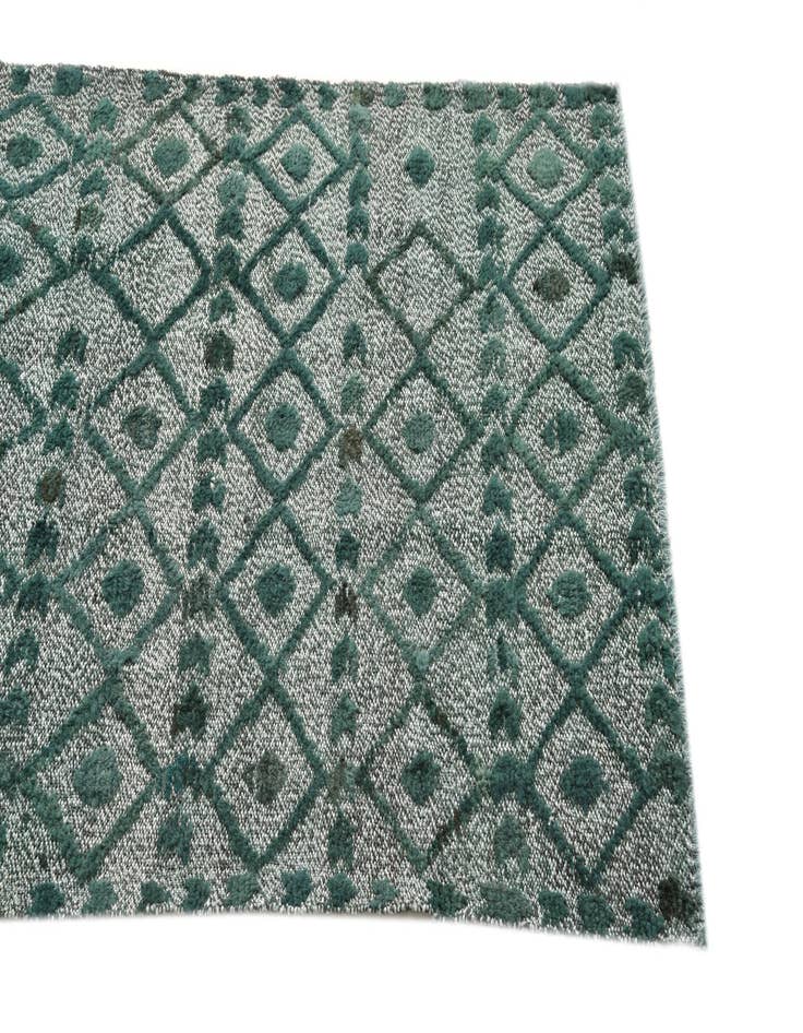 Detail image of  2' 11 x 5' 4  Hand Knotted Darya Wool Rug