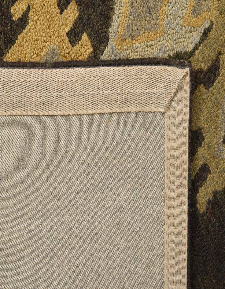 Detail image of  8' x 10' Luna Rug