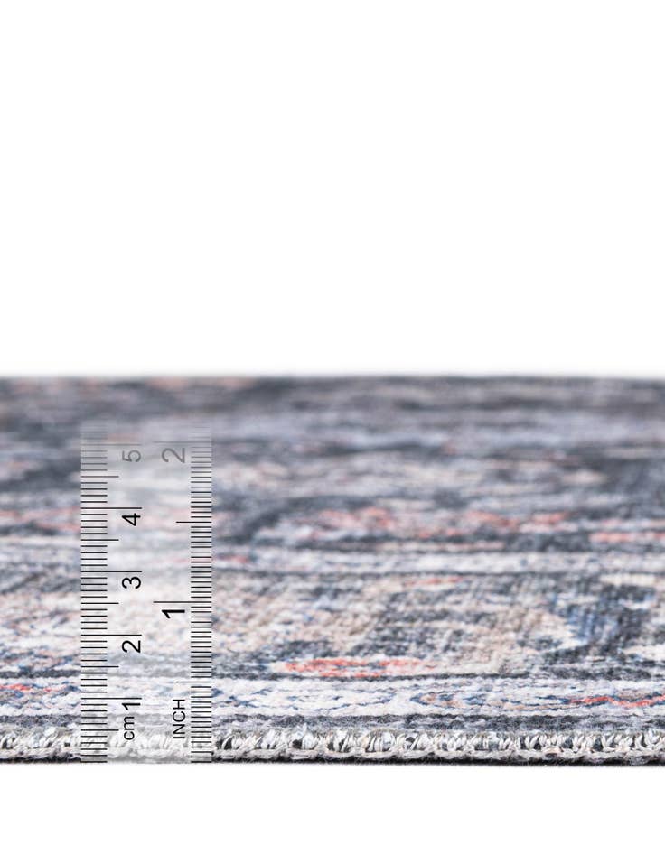 Detail image of  7' 10 x 7' 10 Yara Square Rug