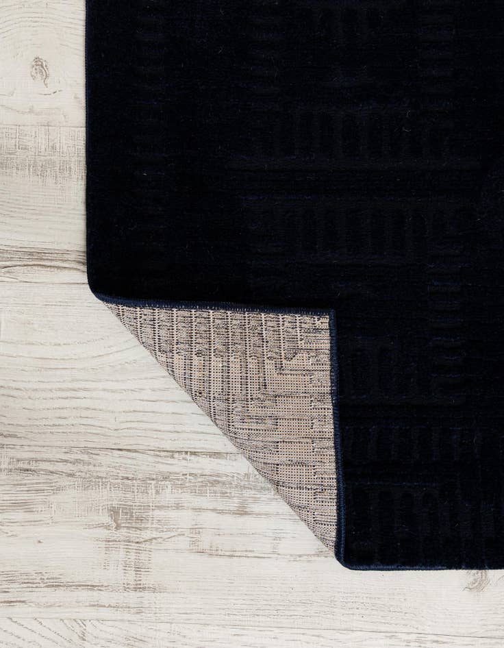 Detail image of  5' x 8' Textura Designer Rug