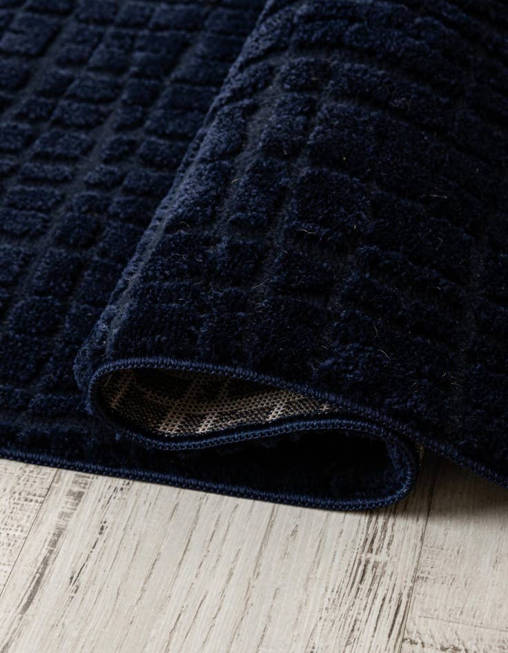 Detail image of  2' 7 x 12' Textura Designer Runner Rug