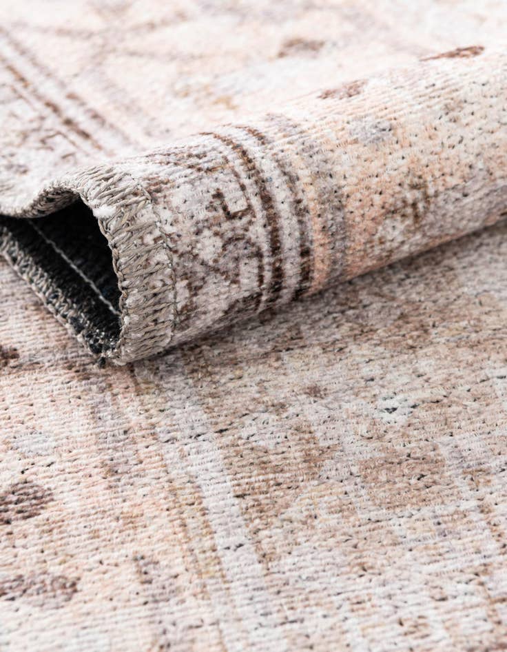 Detail image of  5' x 8' Yara Rug