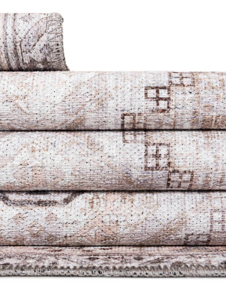 Detail image of  5' x 8' Yara Rug