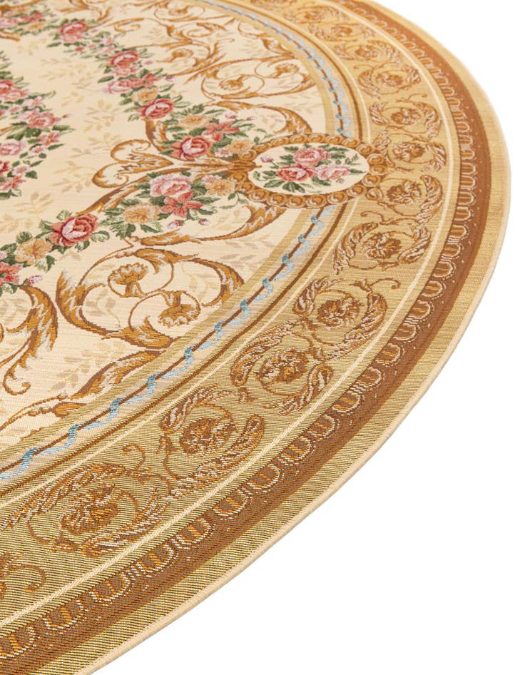 Detail image of  7' 10 x 7' 10  Washable Traditional Indoor / Outdoor Round Rug