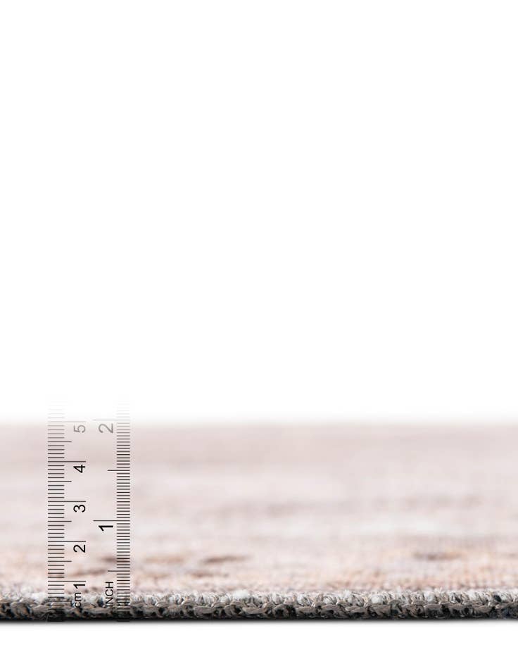 Detail image of  7' 10 x 7' 10 Yara Round Rug