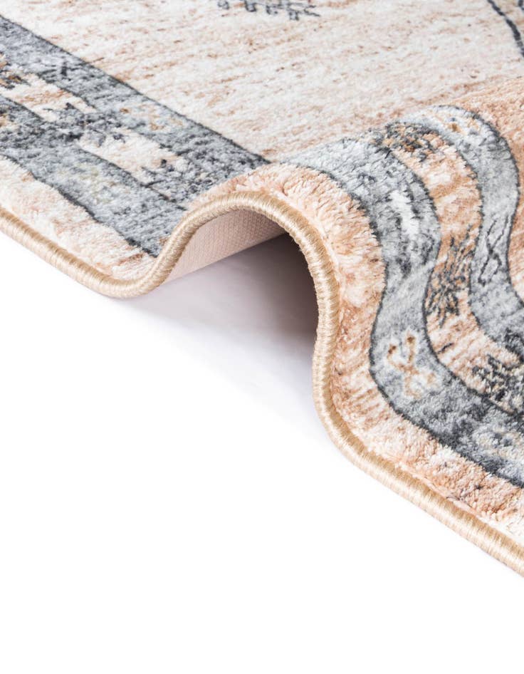 Detail image of  2' 2 x 5' Medina Runner Rug