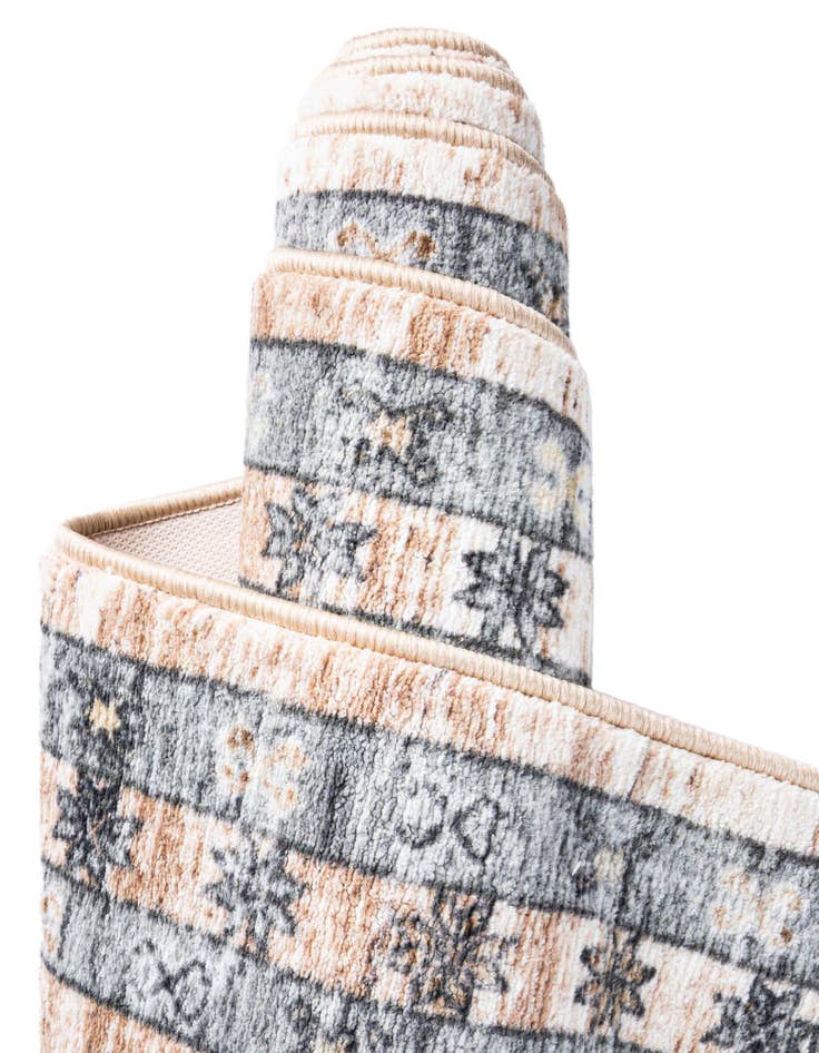 Detail image of  2' 2 x 5' Medina Runner Rug