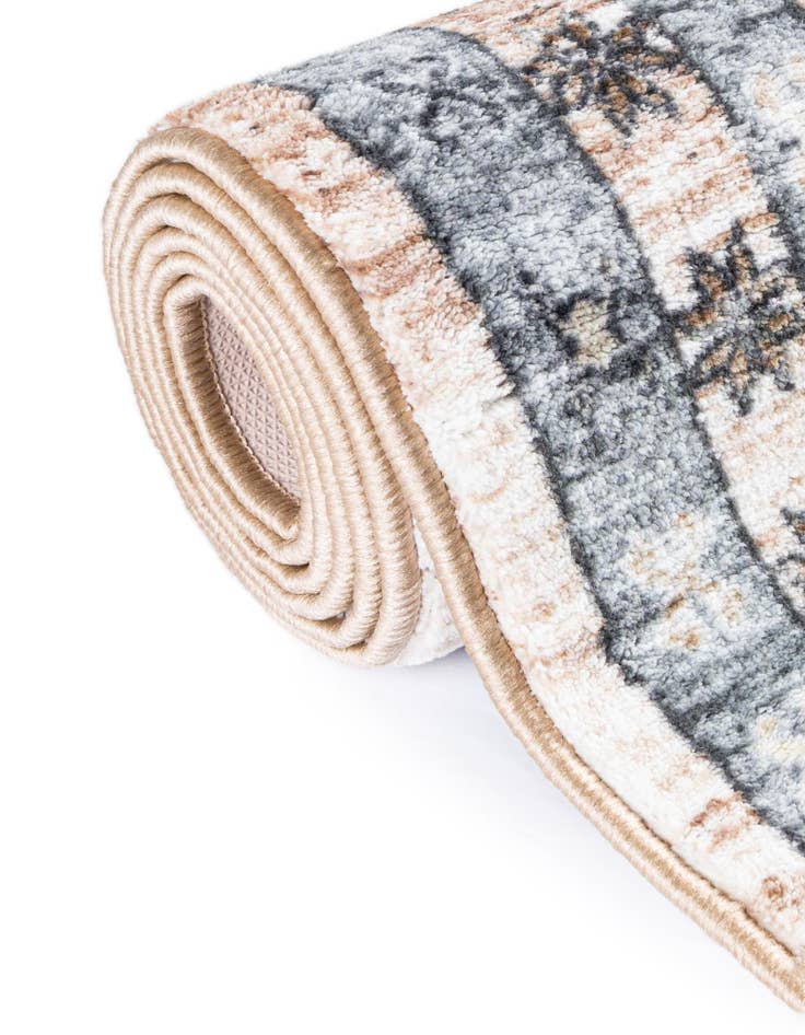 Detail image of  2' 2 x 5' Medina Runner Rug