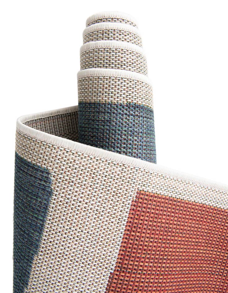 Detail image of  7' 10 x 10'  Washable Baja Indoor / Outdoor Rug