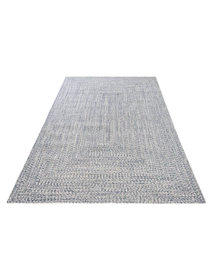 Detail image of 5' x 7' 10 Hand Braided Chindi Cotton Rug