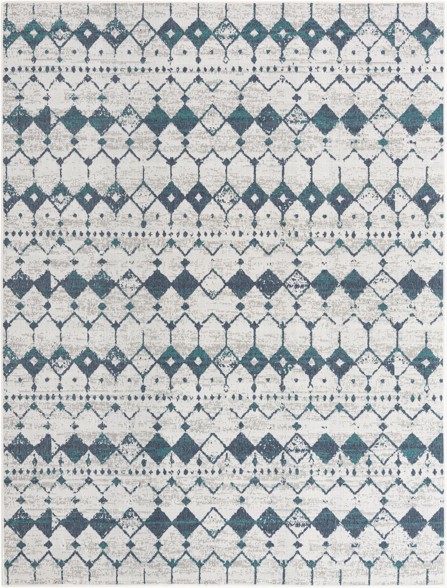  7' 10 x 10'  Washable Lattice Indoor / Outdoor Rug