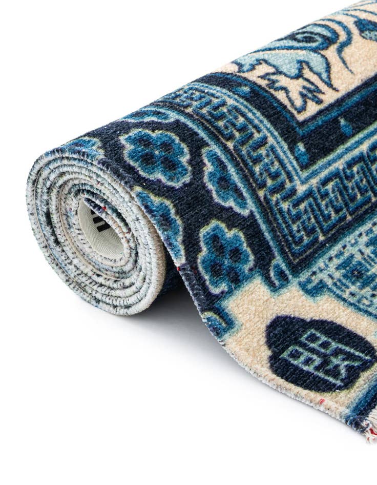 Detail image of  2' x 5' 1 Boutique Runner Rug