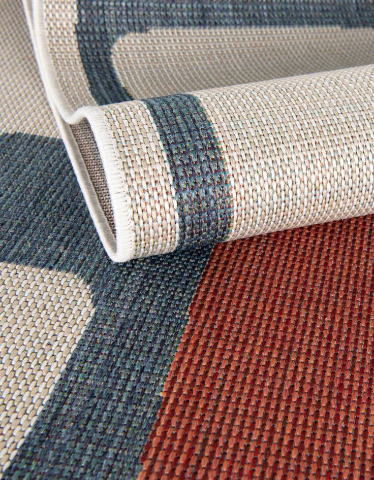 Detail image of  7' 10 x 7' 10  Washable Baja Indoor / Outdoor Square Rug