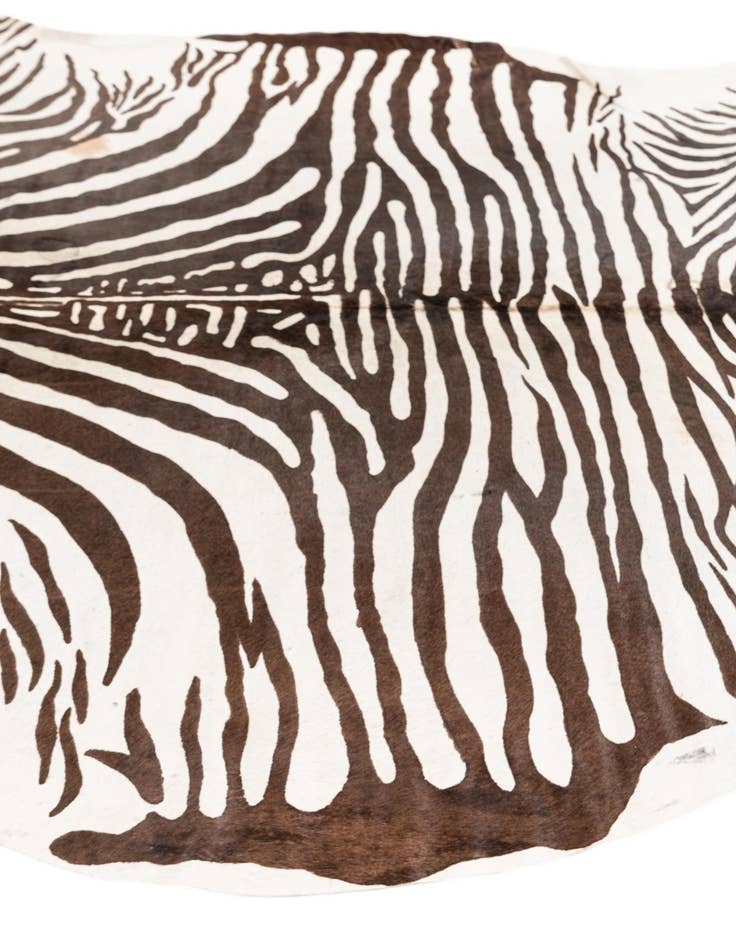 Detail image of 6' 2 x 7' Cowhide Leather Freeform Rug