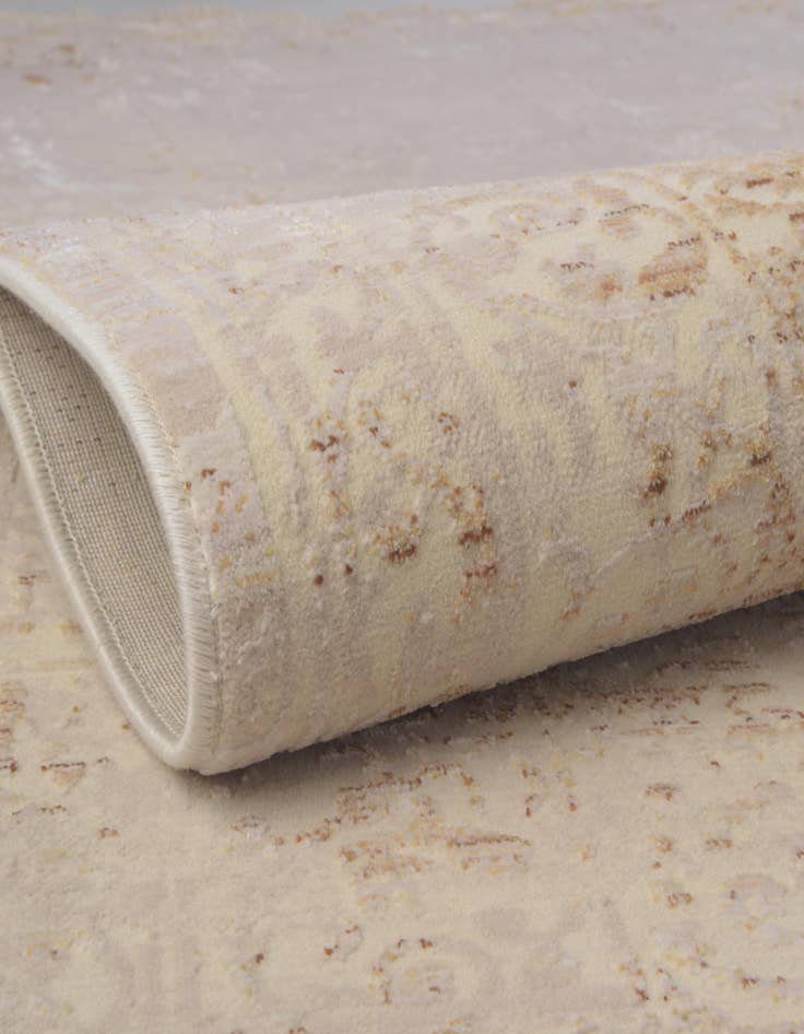 Detail image of  7' 10 x 9' 8 Deepa Rug