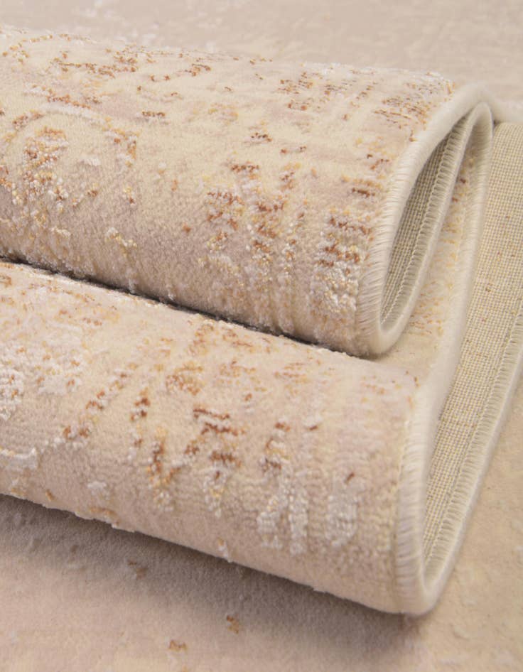 Detail image of  2' x 8' Deepa Runner Rug