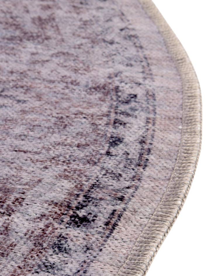 Detail image of  4' x 6'  Washable Mangata Oval Rug