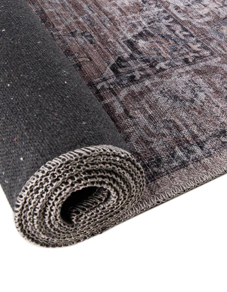 Detail image of  4' x 6'  Washable Mangata Oval Rug