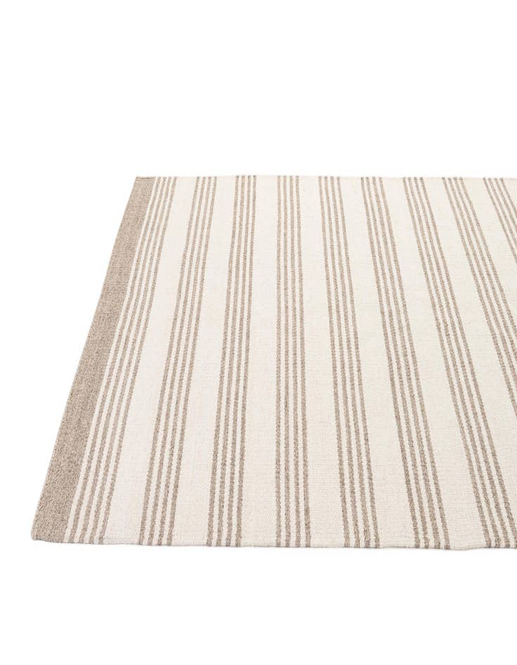 Detail image of  5' 1 x 8' 2  Hand Woven  Rug