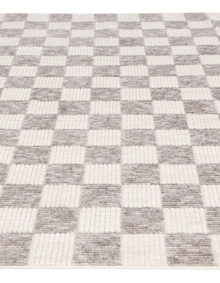 Detail image of  5' 3 x 7' 9 Cherokee Rug