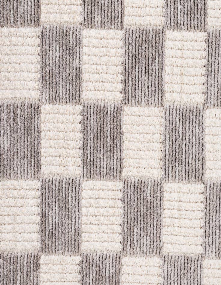 Detail image of  5' 3 x 7' 9 Cherokee Rug