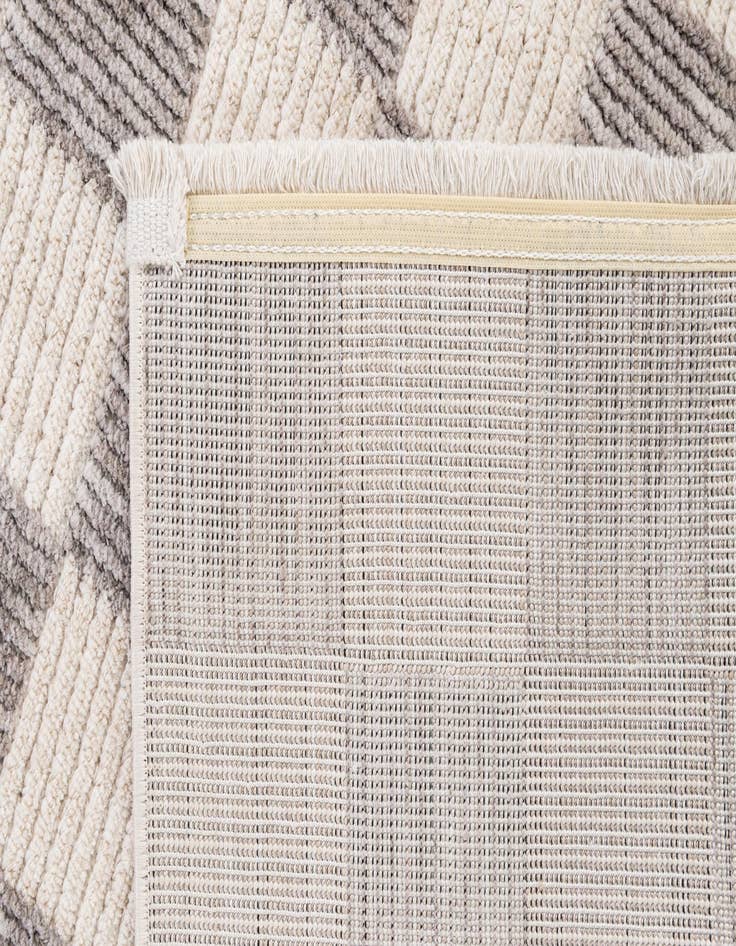 Detail image of  5' 3 x 7' 9 Cherokee Rug