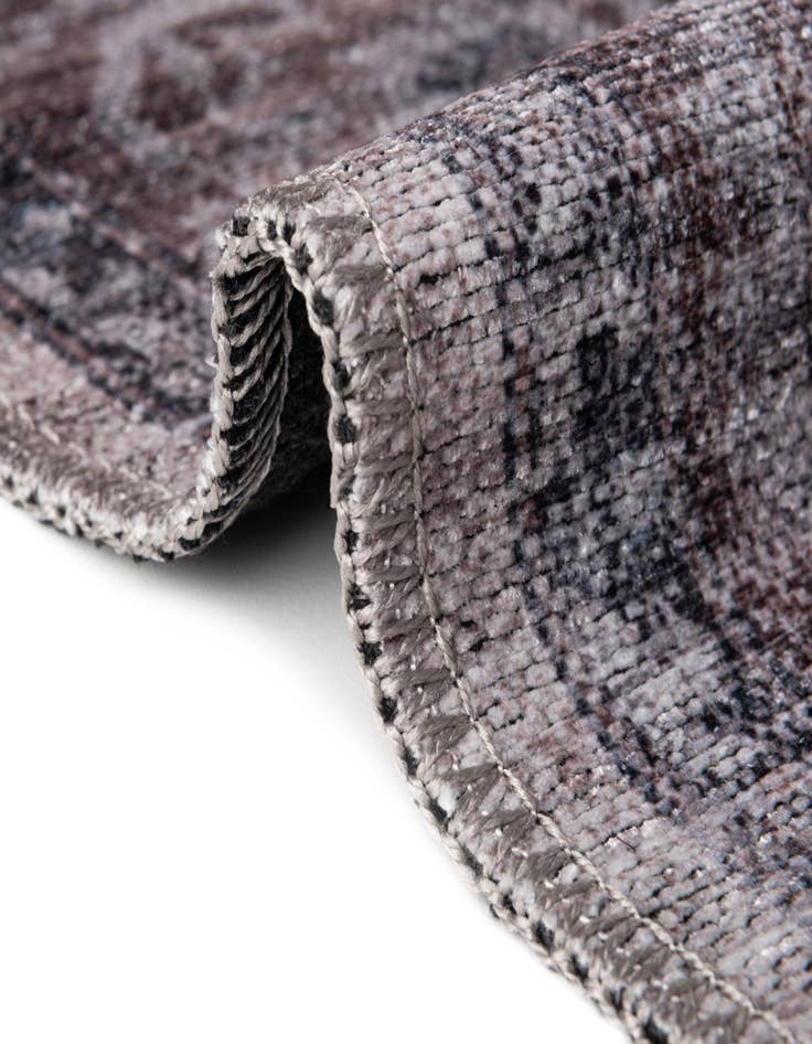 Detail image of  2' x 7'  Washable Mangata Runner Rug