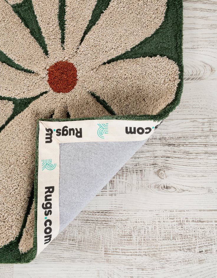 Detail image of  4' 1 x 6' 1 Handtufted Wool Rug