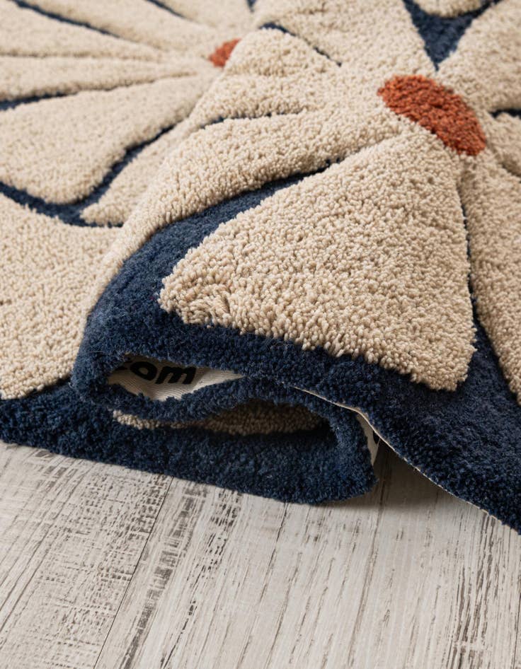 Detail image of  2' x 8' Handtufted Wool Runner Rug