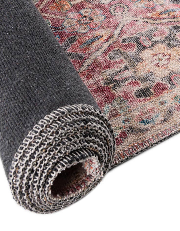 Detail image of  7' 10 x 7' 10  Washable Nostalgia Octagon Rug